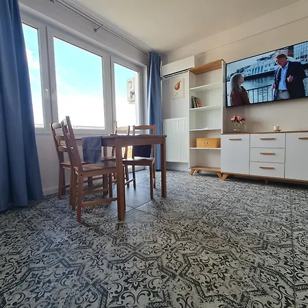 Apartment Wschodni Z Balkonem 4 Osoby