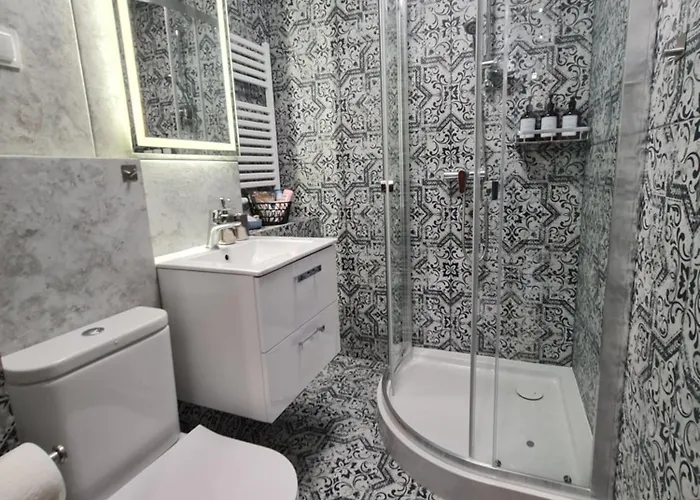 Wschodni Z Balkonem 4 Osoby شقة وارسو